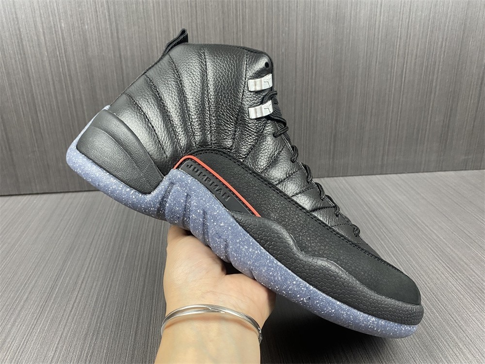 Air Jordan 12 Utility Black DC1062-006
