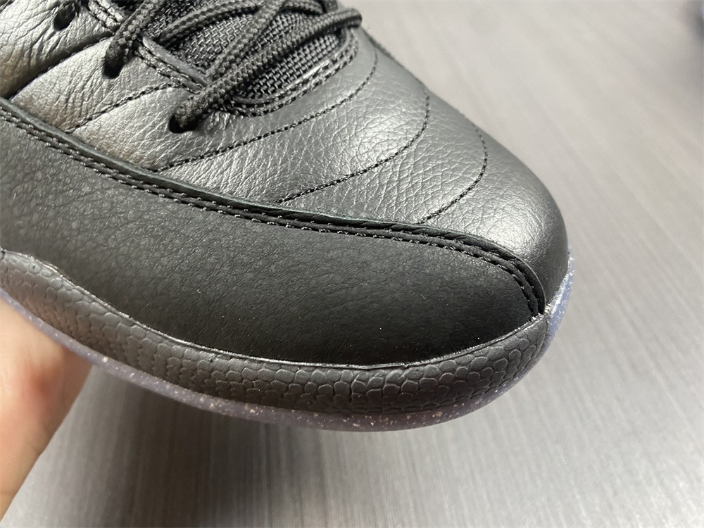Air Jordan 12 Utility Black DC1062-006