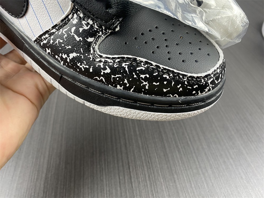 Nike Dunk Low Premium “Nikebook” 327624-001