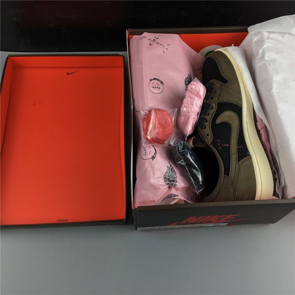 Travis Scott x Air Jordan 1 Low OG SP CQ4277-001