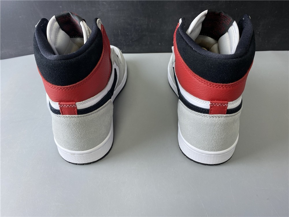 Air Jordan 1 retro high light smoke grey 555088-126