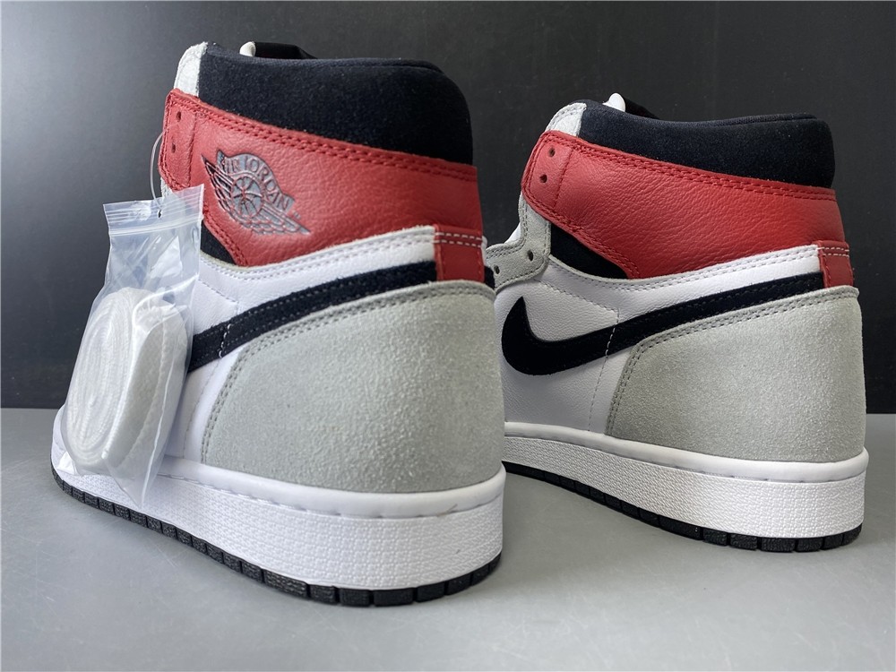 Air Jordan 1 retro high light smoke grey 555088-126