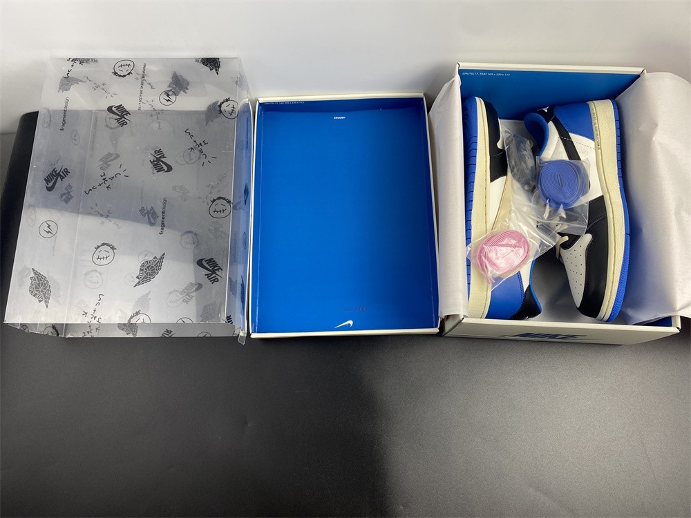 Travis Scott x Fragment x Air Jordan 1 Low OG DM7866-140