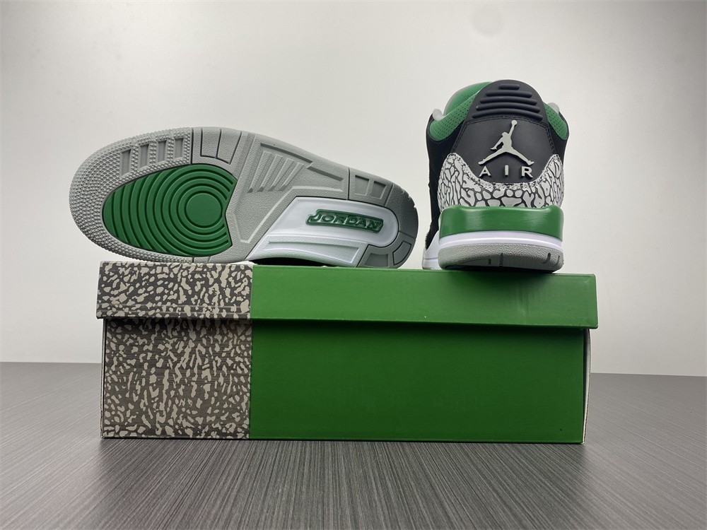 Air Jordan 3 Pine Green CT8532-030