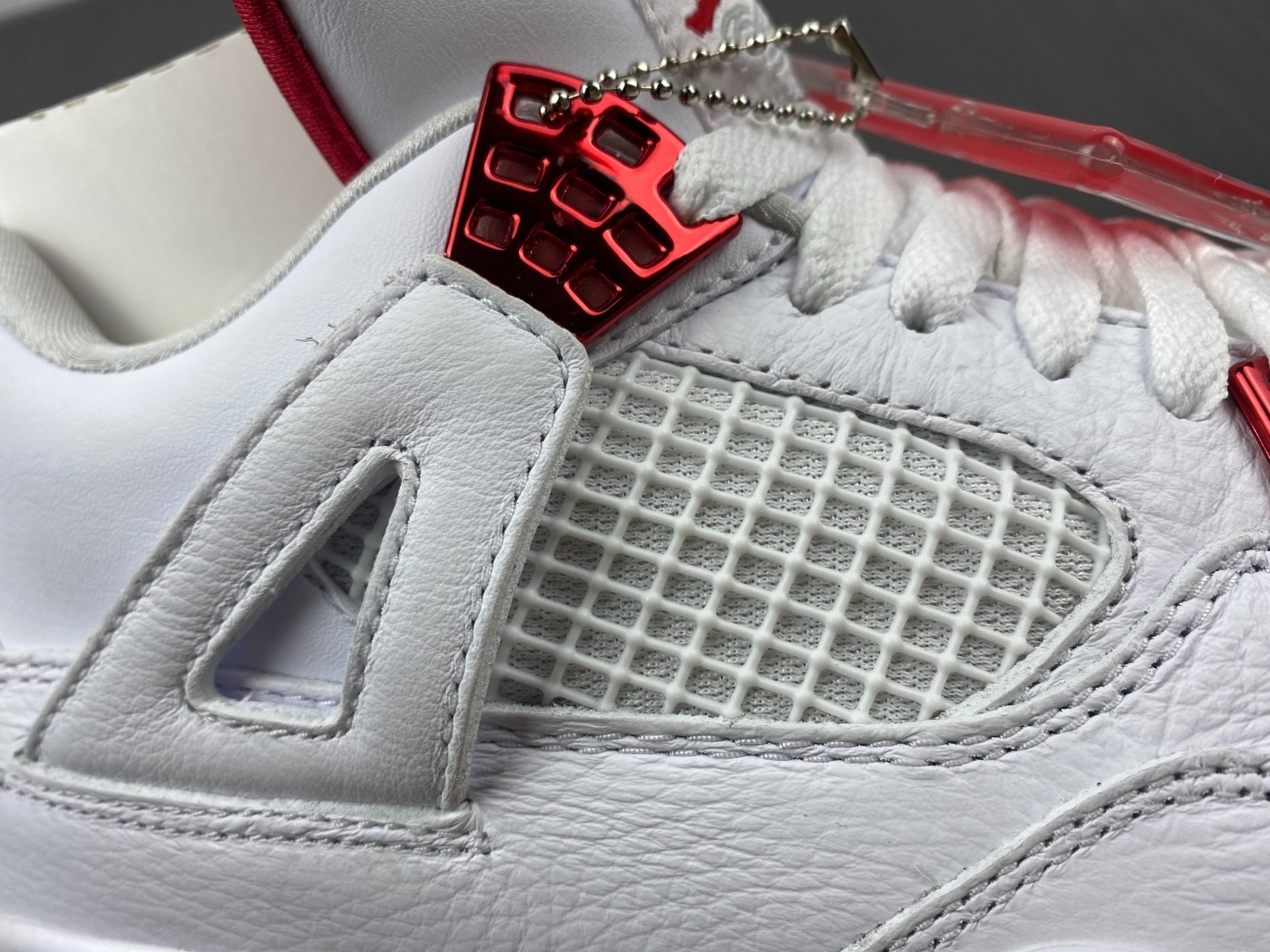 Air Jordan 4 Retro “Pure Money” Red Metallic CT8527-112