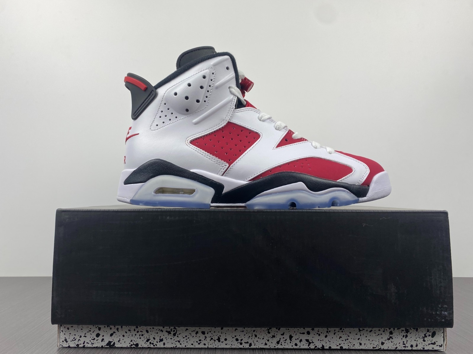 Air Jordan 6 Retro "Carmine" (2021)CT8529-106