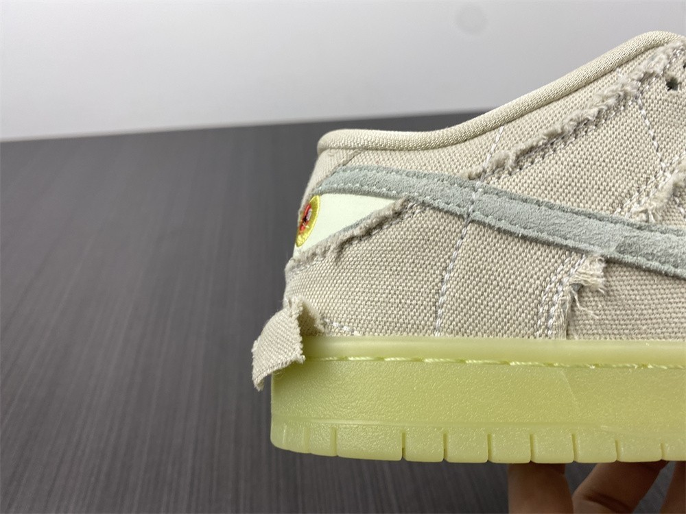Dunk SB Nike SB Dunk Low “Mummy” DM0774-111