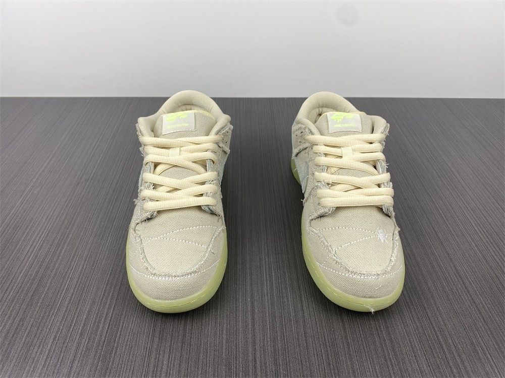 Dunk SB Nike SB Dunk Low “Mummy” DM0774-111