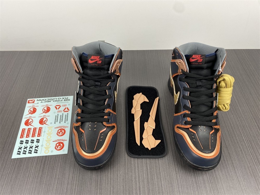 Gundam x Nike SB Dunk High "Banshee" DH7717-400