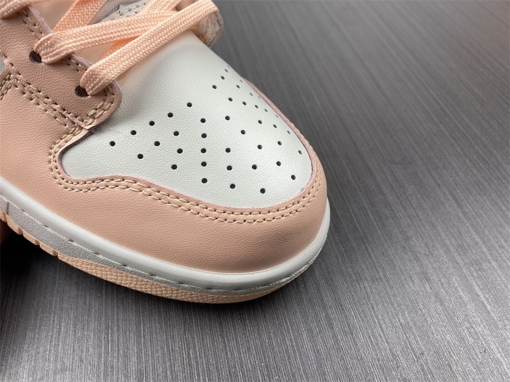 Nike Dunk High Sail Crimson Tint - J - DD1869-104