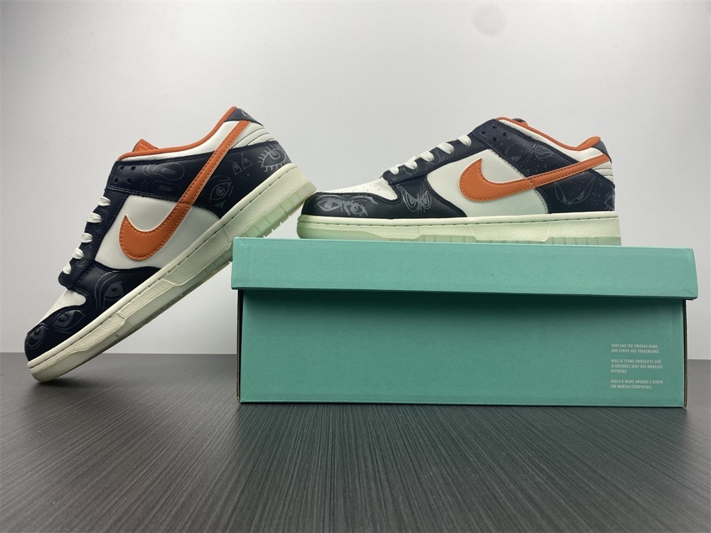 Nike Dunk Low Halloween 2021 DD3357-100