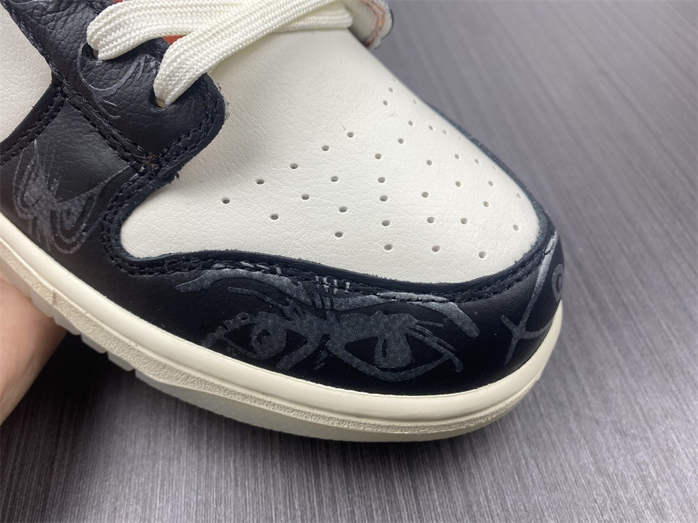 Nike Dunk Low Halloween 2021 DD3357-100