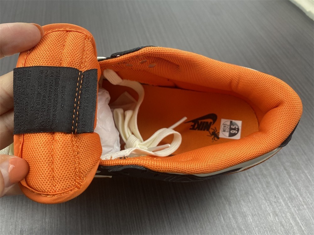 Nike Dunk Low Halloween 2021 DD3357-100