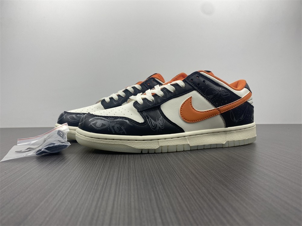 Nike Dunk Low Halloween 2021 DD3357-100