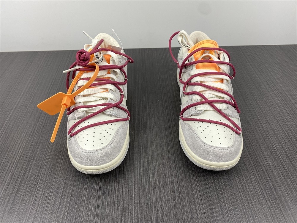 OFF-WHITE x Futura x Nike Dunk Low DJ0950-114
