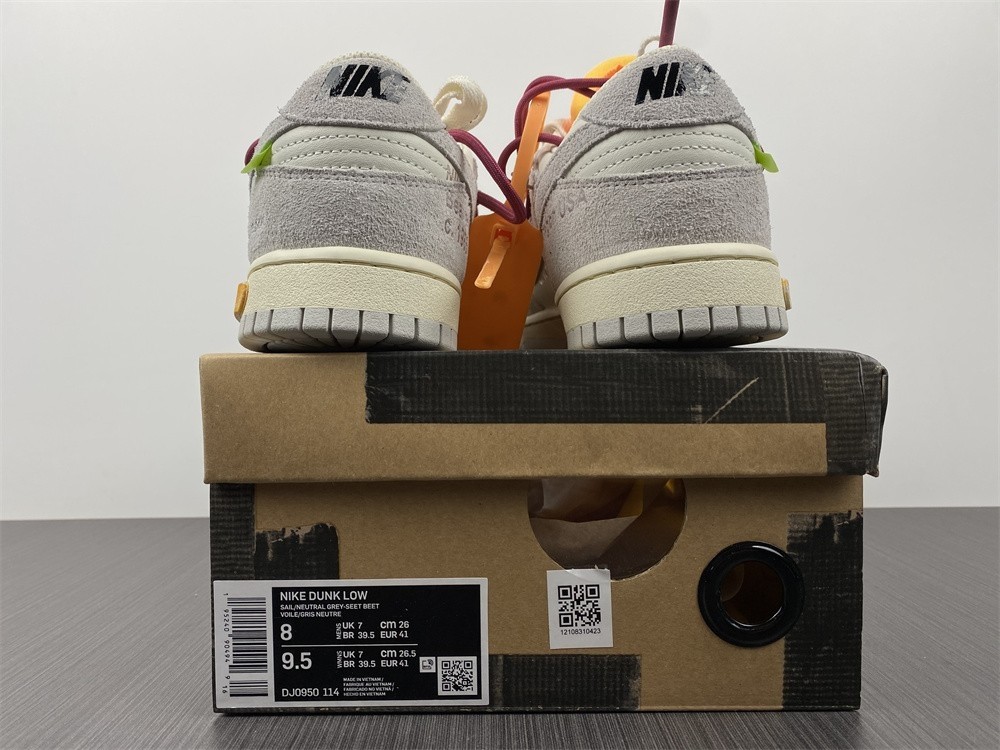 OFF-WHITE x Futura x Nike Dunk Low DJ0950-114