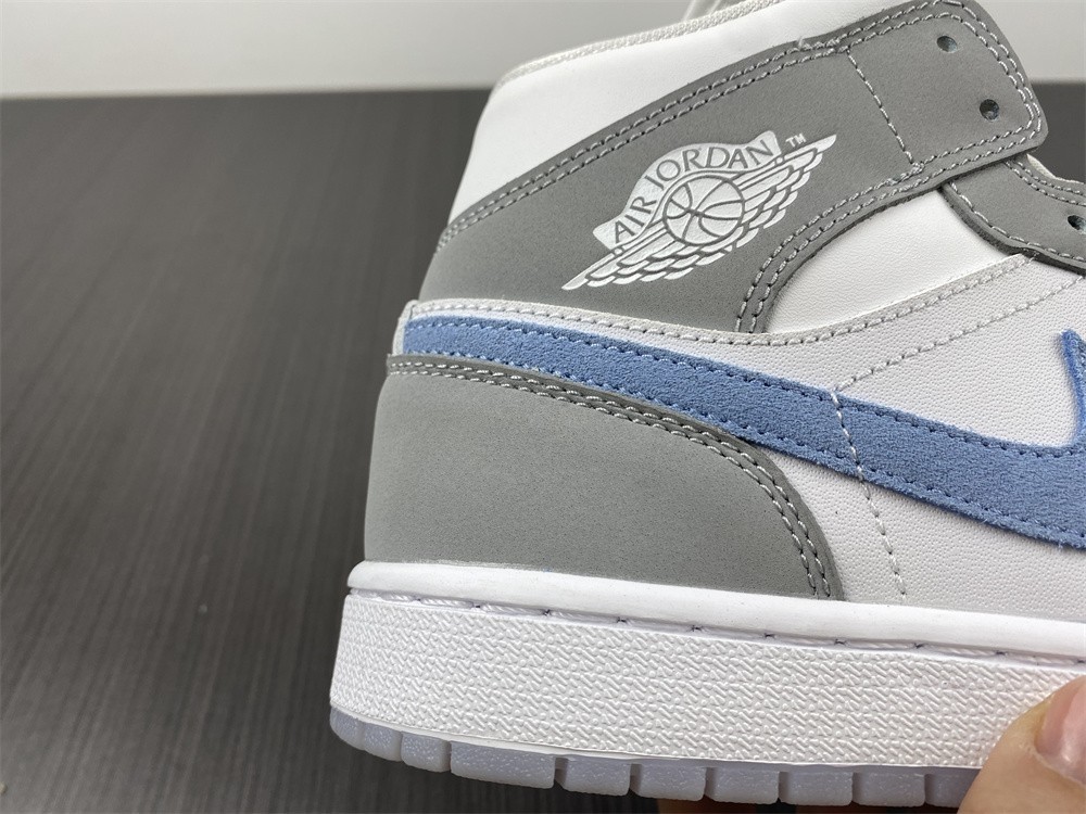 Air Jordan 1 Mid Wolf Grey Aluminum (W) - BQ6472-105