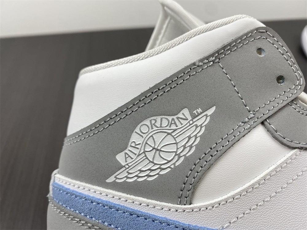 Air Jordan 1 Mid Wolf Grey Aluminum (W) - BQ6472-105