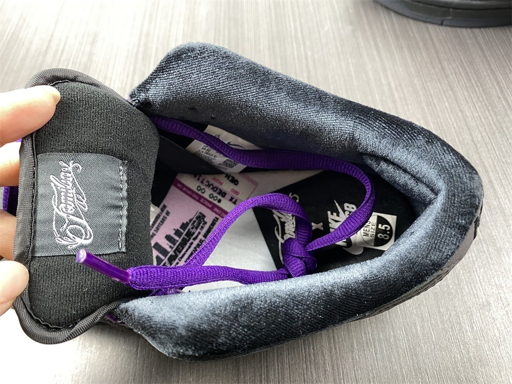 Familia Nike SB Dunk Low First Avenue Prince DJ1159-001