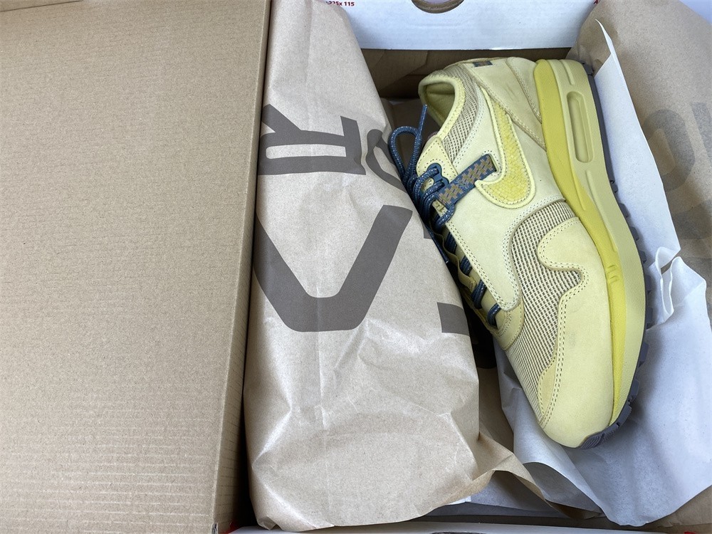 Travis Scott Nike Air Max 1 Wheat DO9392-700