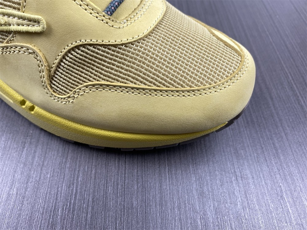 Travis Scott Nike Air Max 1 Wheat DO9392-700