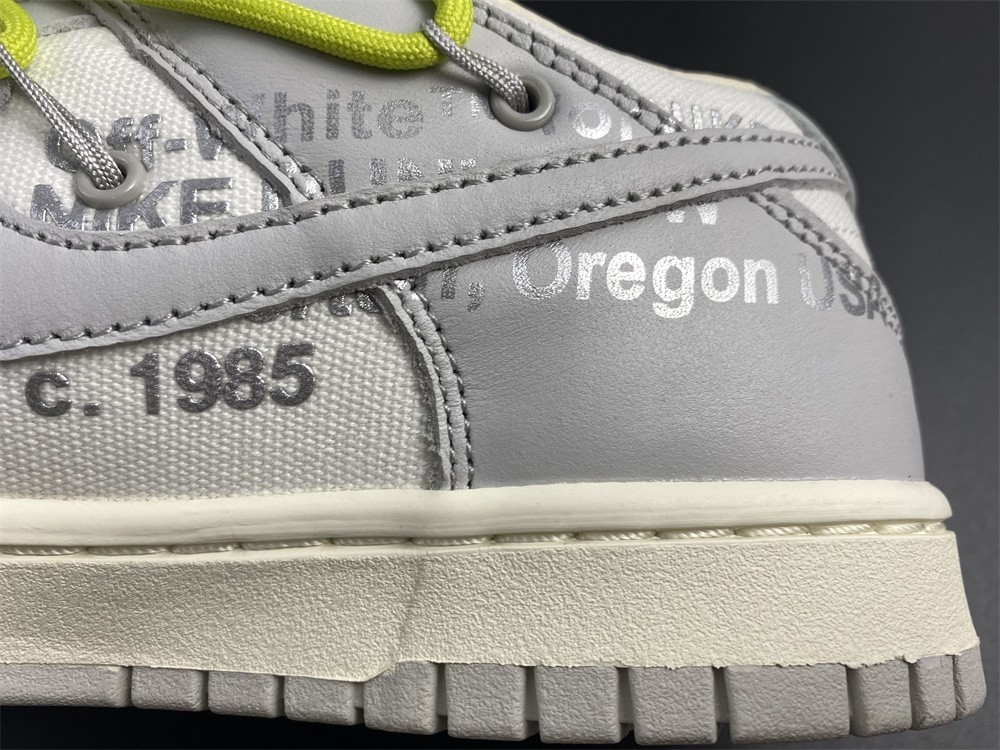 Off-White x Nike SB Dunk Low The 04/50 50/30 DM1602-106