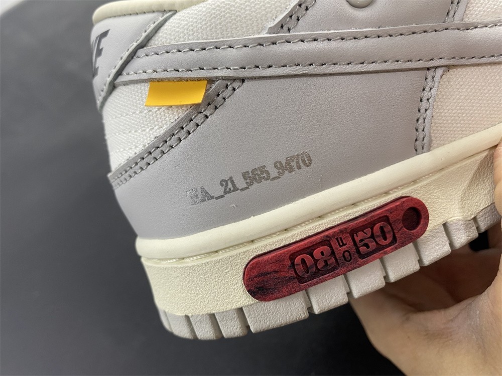 Off-White x Nike SB Dunk Low The 04/50 50/30 DM1602-106