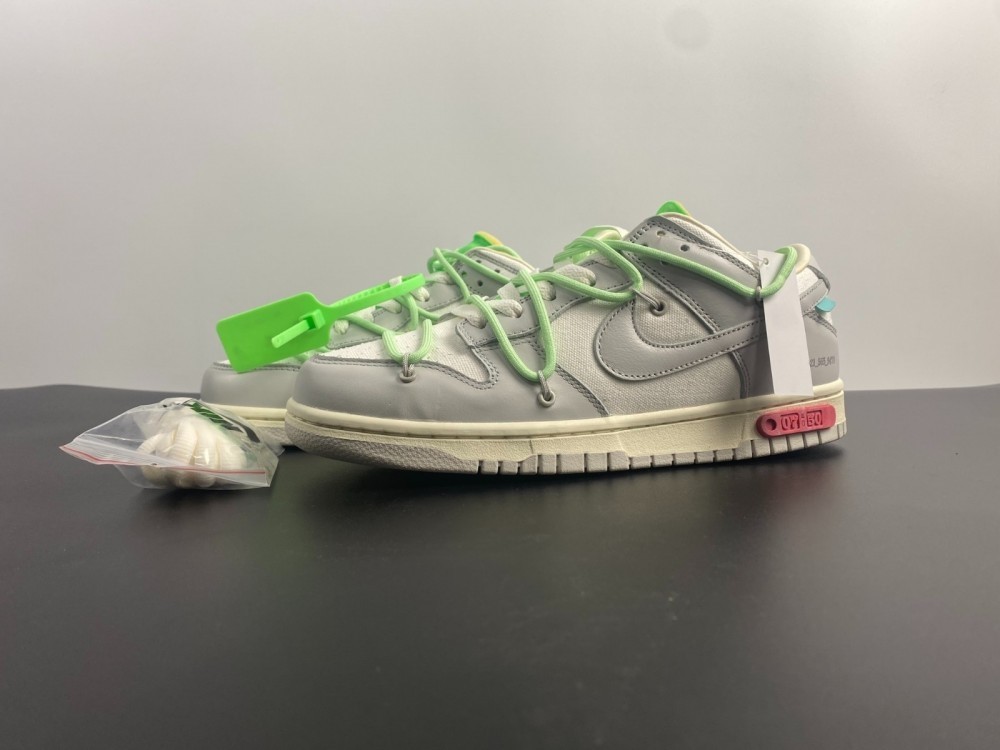 Off-White x Nike Dunk Low DM1602-108