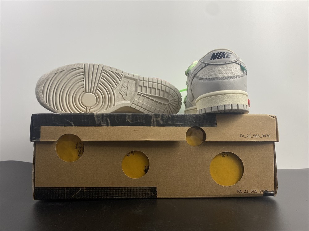 Off-White x Nike Dunk Low DM1602-108