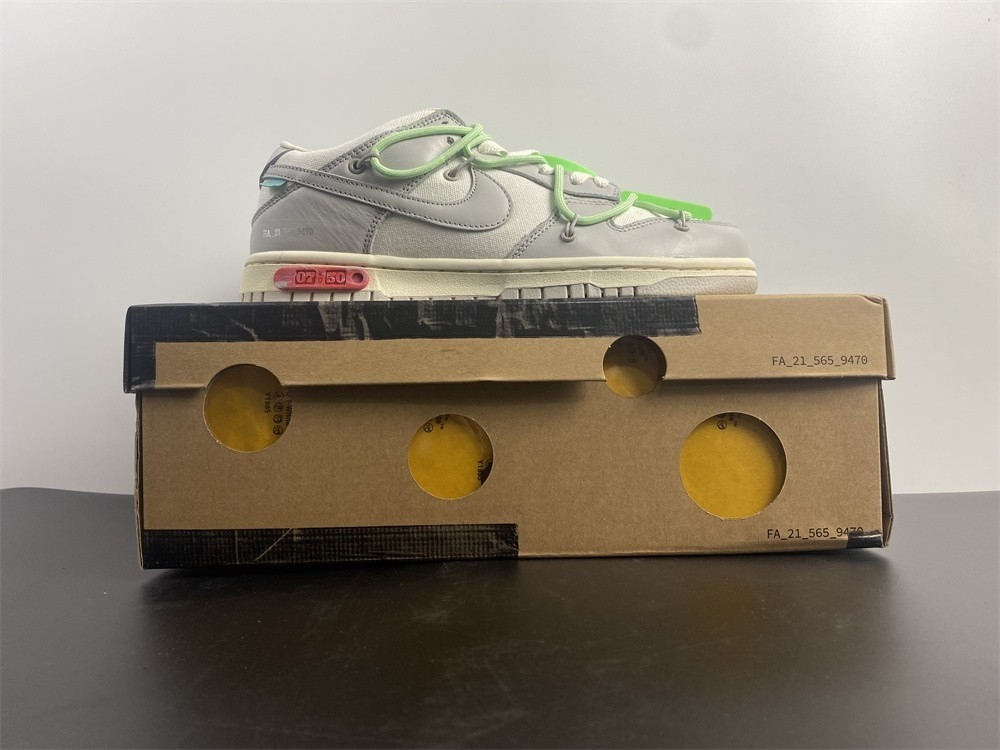 Off-White x Nike Dunk Low DM1602-108