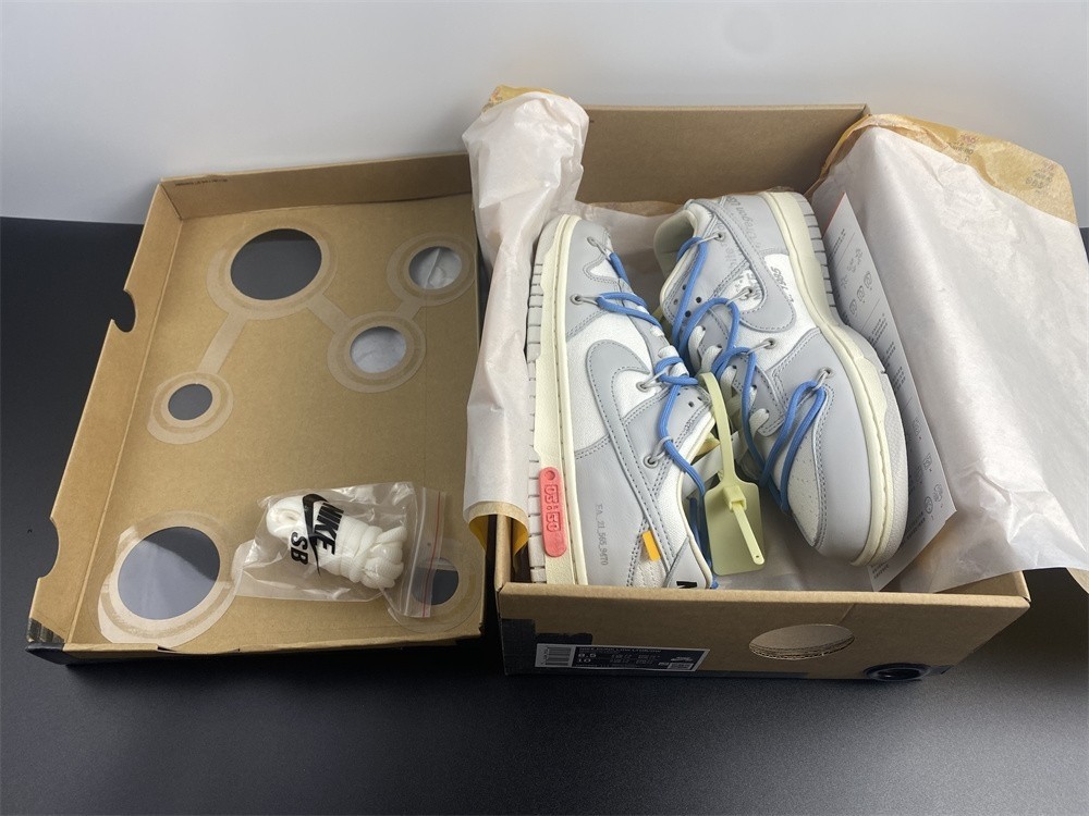 Off-White x Nike Dunk Low DM1602-113