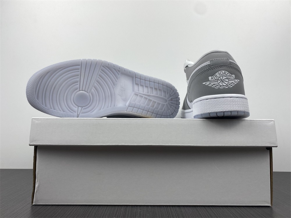 Air Jordan 1 Low Wolf Grey (W) - DC0774-105