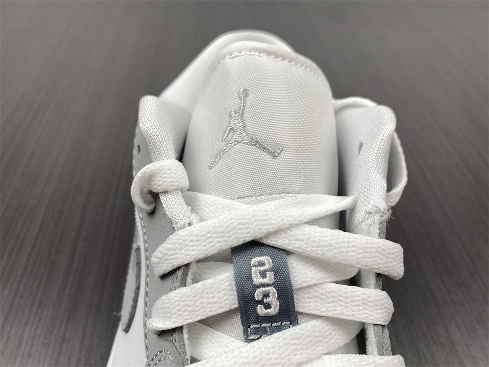 Air Jordan 1 Low Wolf Grey (W) - DC0774-105