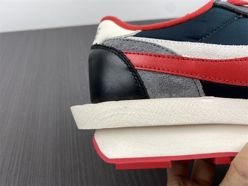 Undercover x Sacai x Nike LDWaffle 2.0 Z DJ4877-300