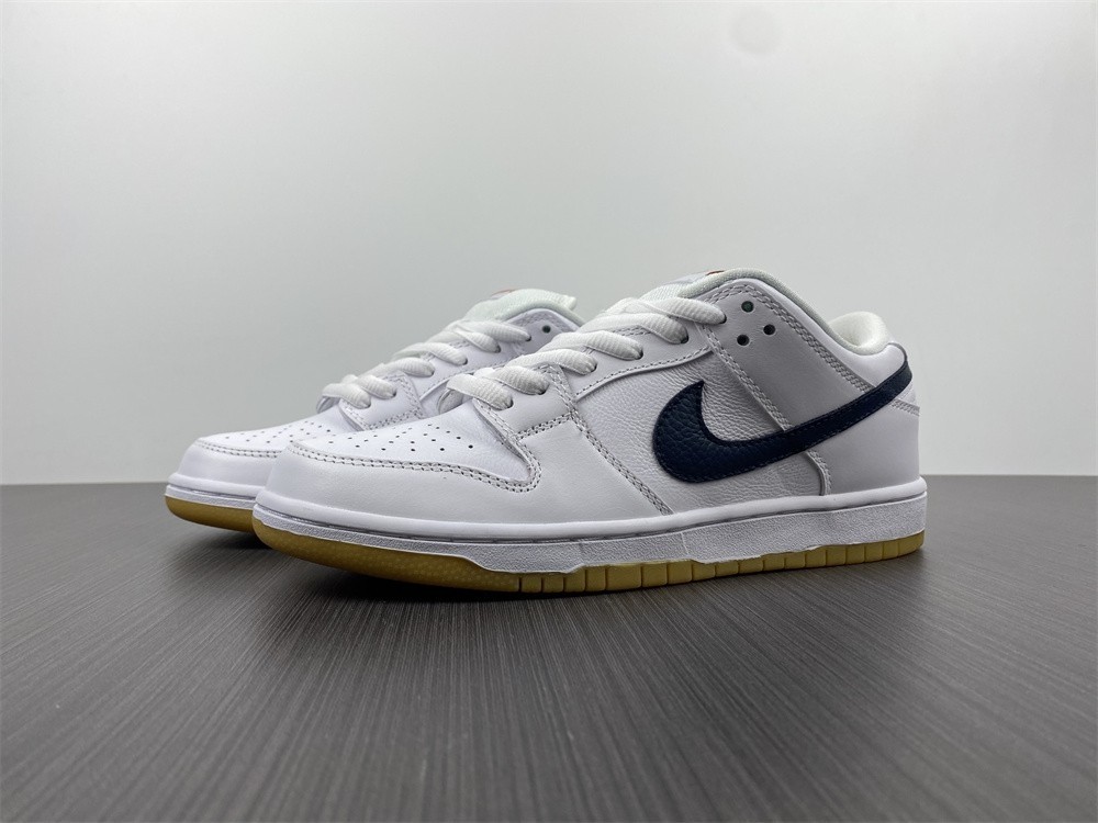 Nike SB Dunk Low “Classic Green” CZ2249-100