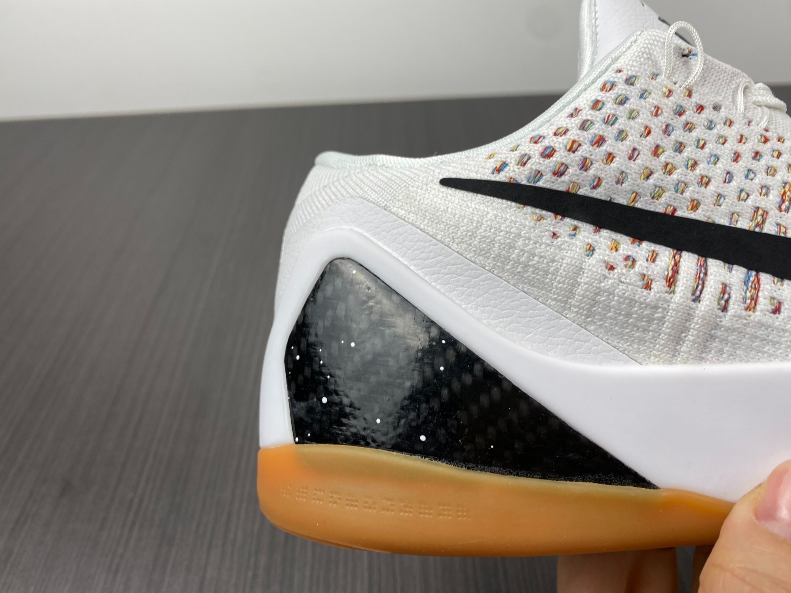 Nike Kobe 9 Premium Htm Color White Black Multi 698595-109