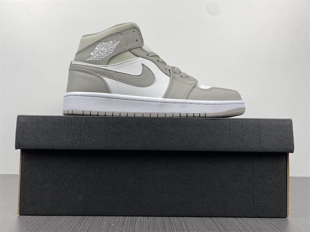 Air Jordan 1 Mid Linen - 554724-082