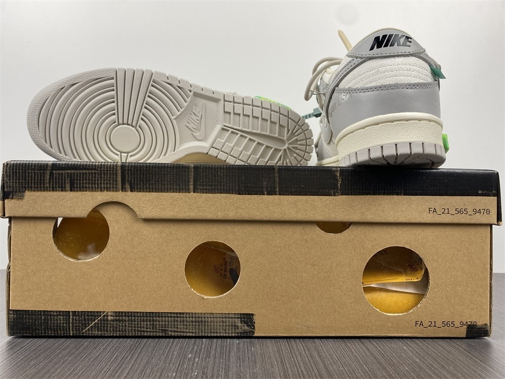 Off-White x Dunk Low