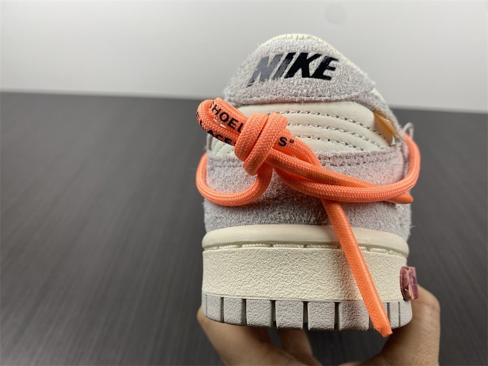 Off-White x Nike Dunk Low "The 50" No.19 DJ0950-119