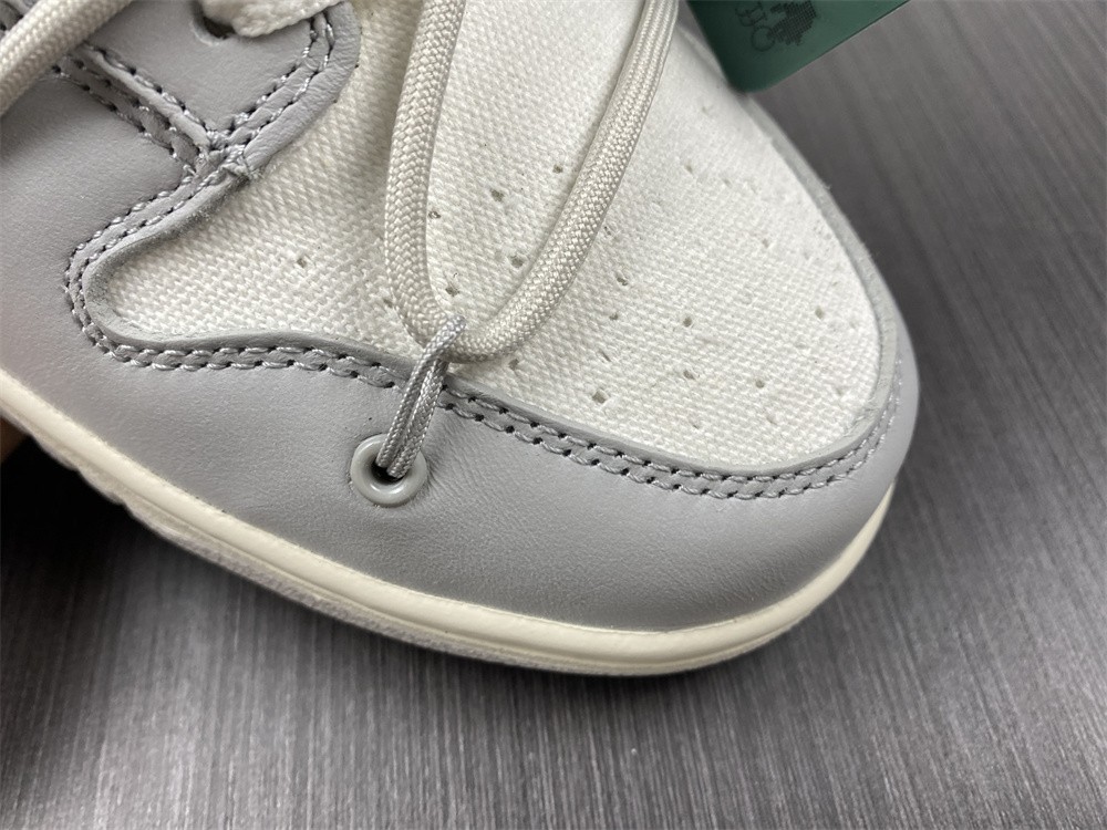 Off-White x Dunk Low