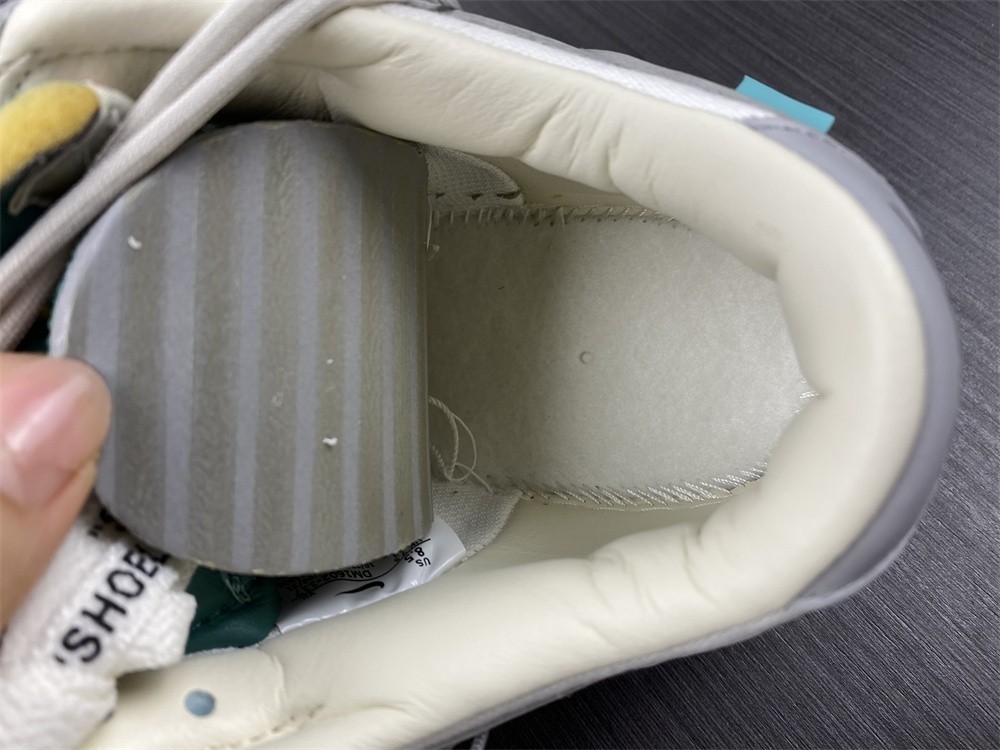 Off-White x Dunk Low