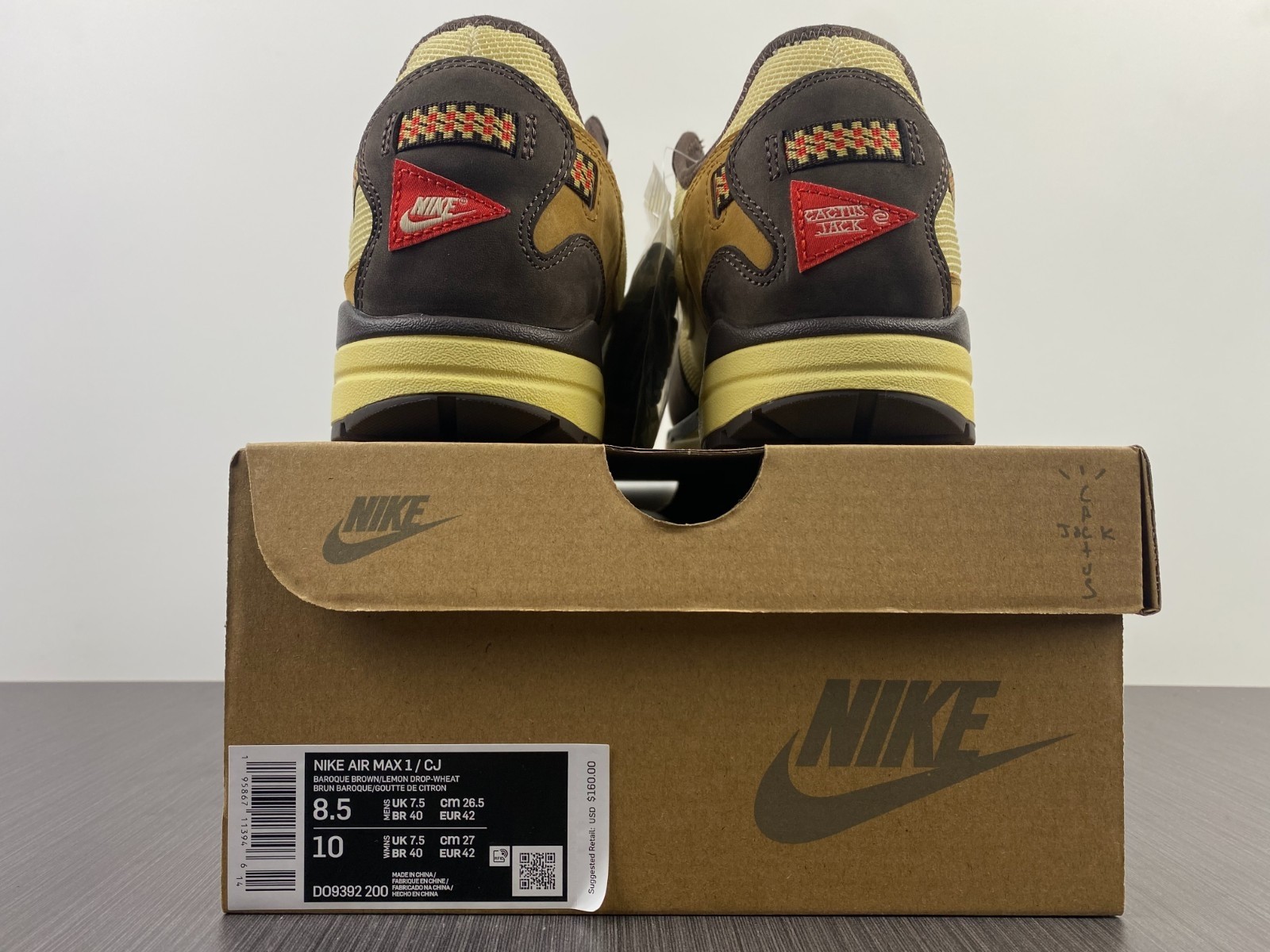 Travis Scott x Air MAX1 / CJ ( 12 ) DO9392-200