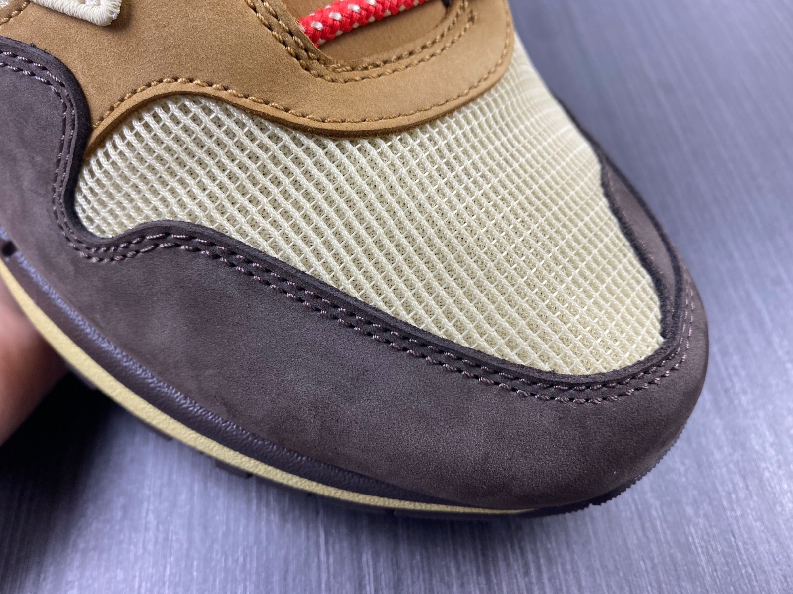 Travis Scott x Air MAX1 / CJ ( 12 ) DO9392-200
