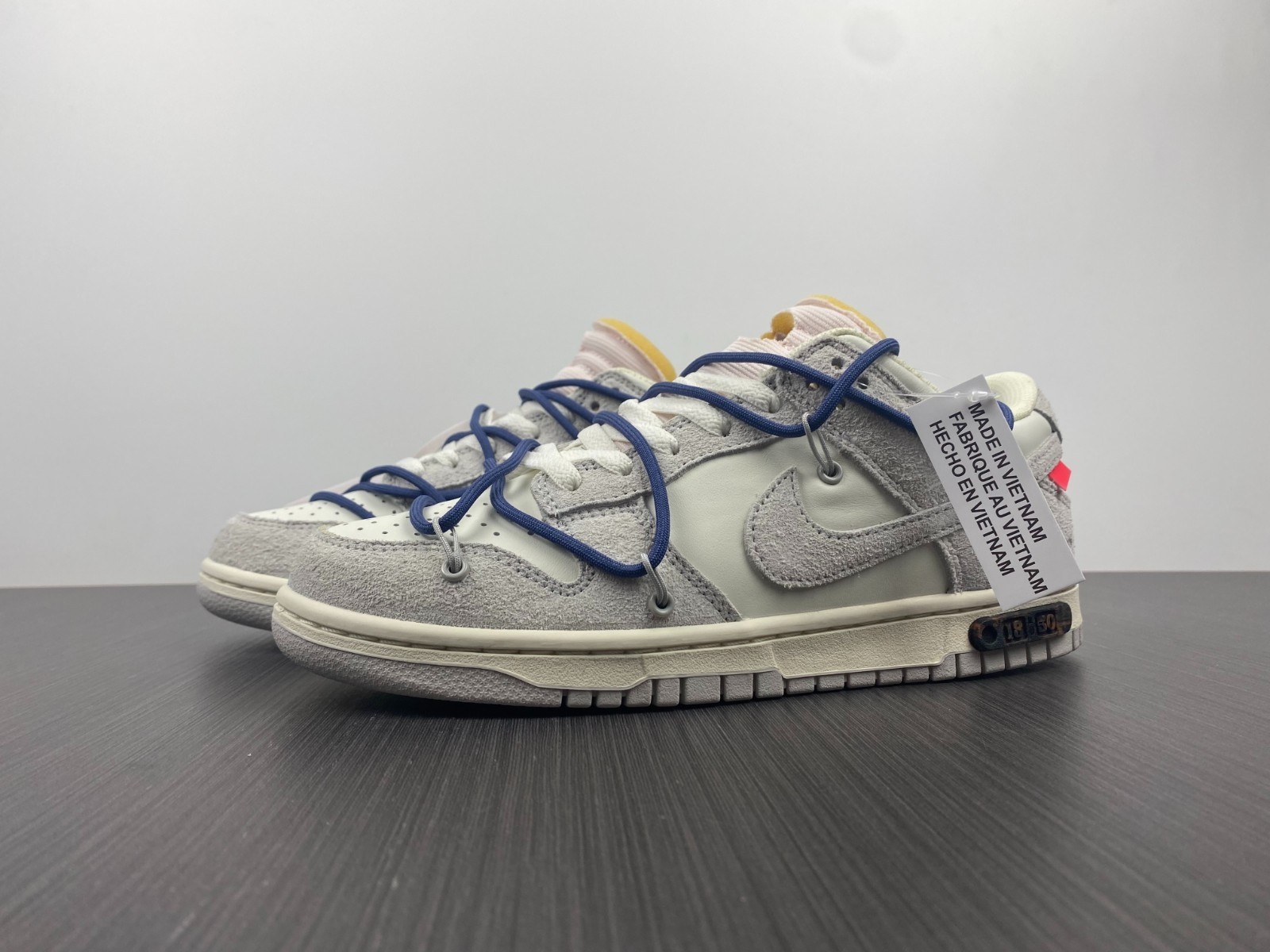 Nike Dunk Low Off-White "Lot 18 of 50" - DJ0950-112