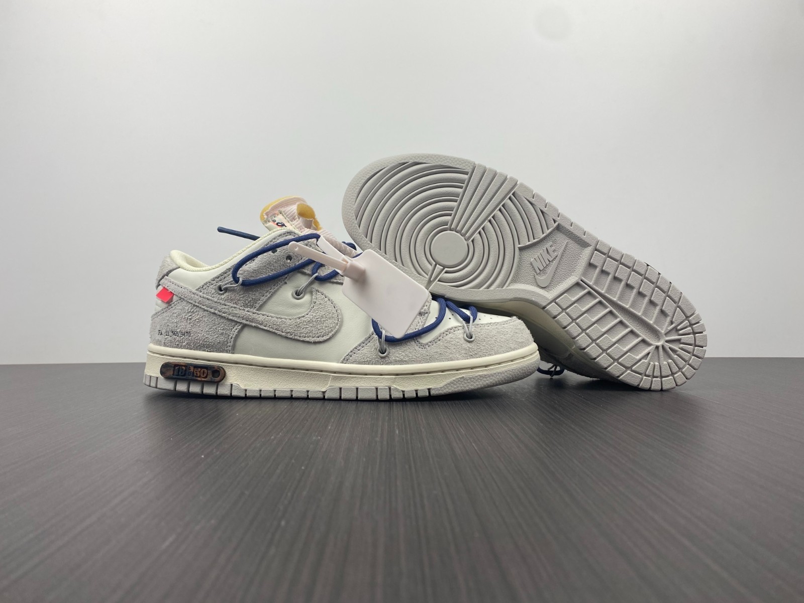 Nike Dunk Low Off-White "Lot 18 of 50" - DJ0950-112
