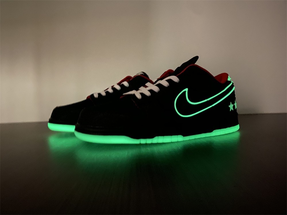 Nike Dunk Low LPL League of Legends - DO2327-011