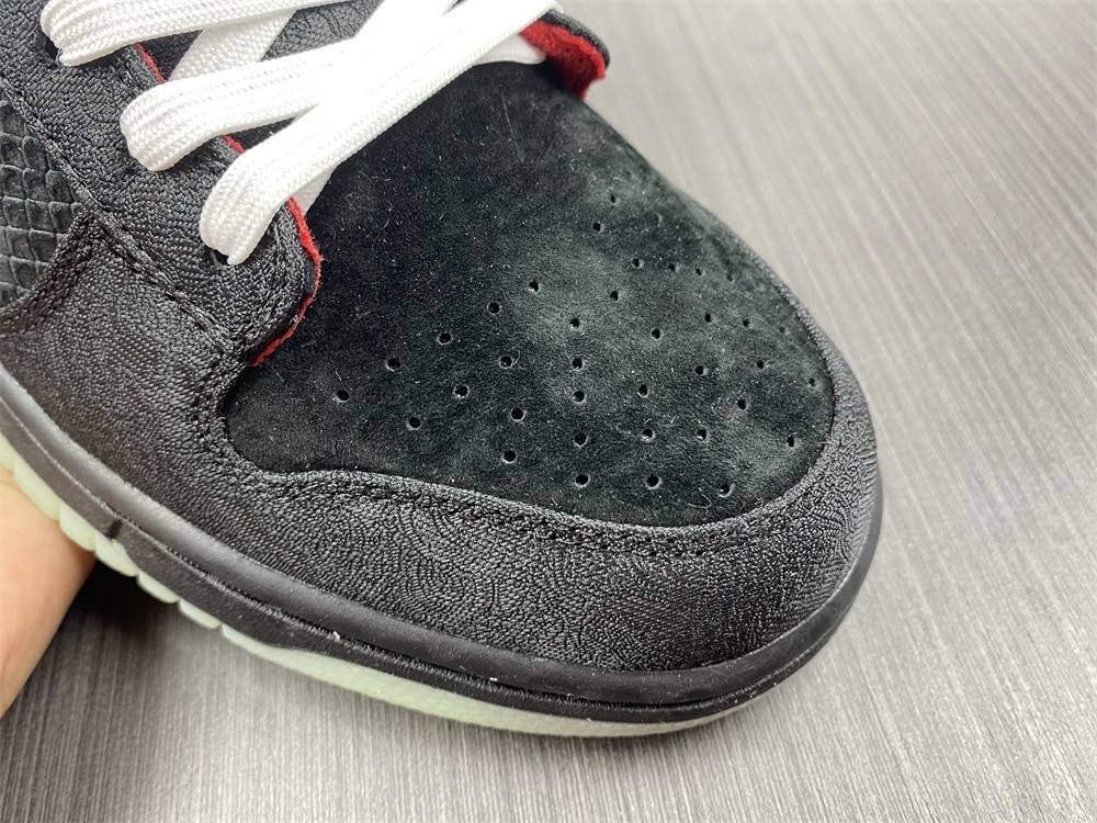 Nike Dunk Low LPL League of Legends - DO2327-011