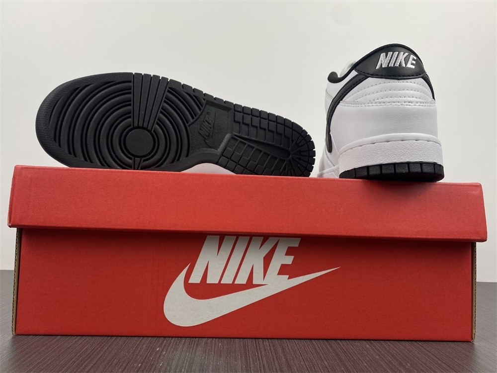 Nike SB Dunk Low White Black DD1503-113