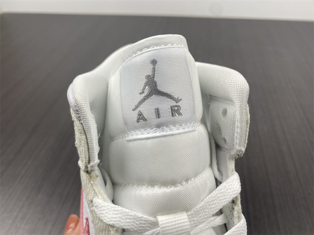 Air Jordan 1 Mid SE Light Iron Ore (W) - DN4045-001