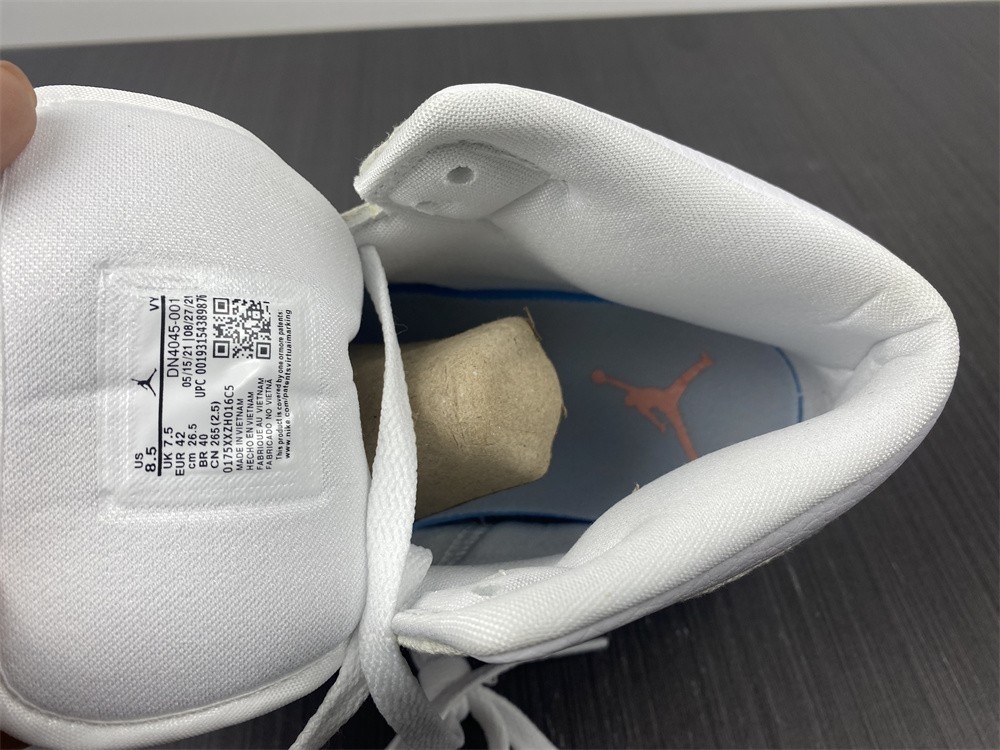 Air Jordan 1 Mid SE Light Iron Ore (W) - DN4045-001